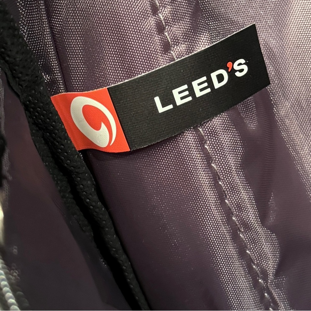 Leed’s Executive 17” Laptop Briefcase - Picture 13 of 14